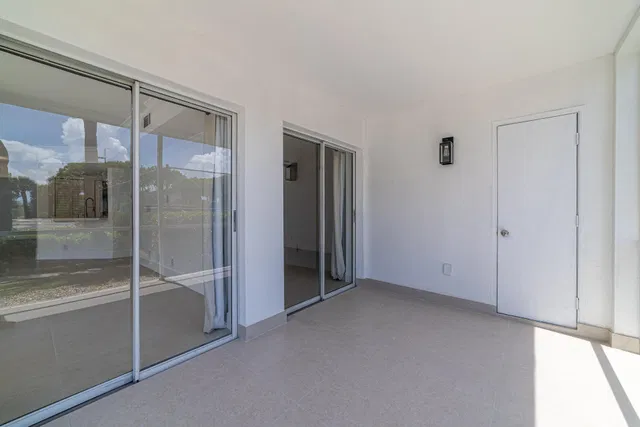 Unit 12-106 photo 28