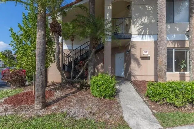 Unit 12-106 photo 31