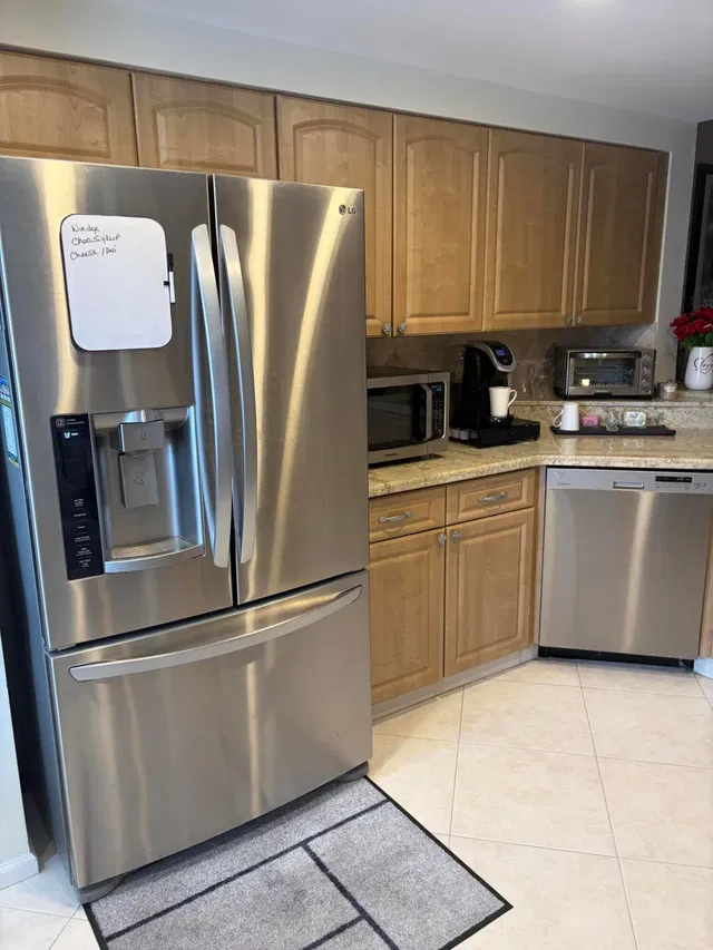 Unit 15005 photo 6