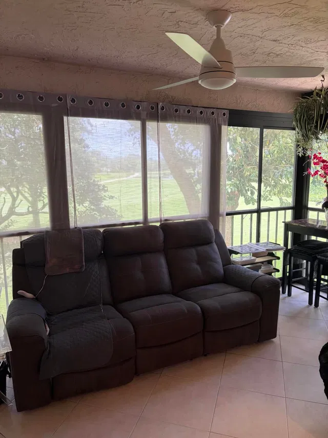 Unit 15005 photo 15