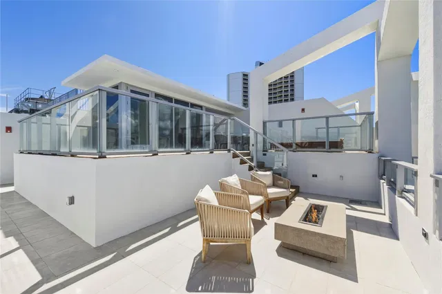 Amrit Ocean Resort & Residences Unit P1802 photo 21