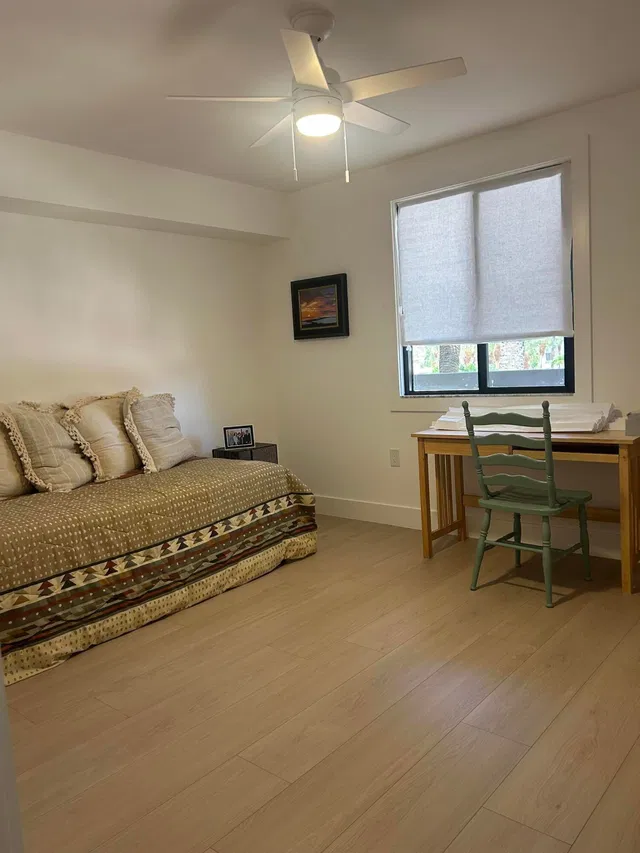 Unit 302 photo 11