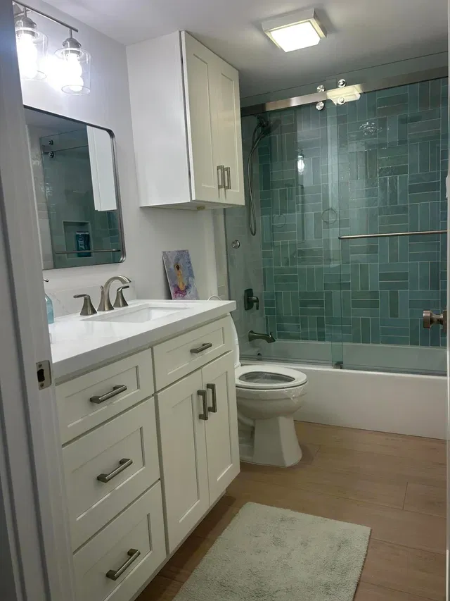 Unit 302 photo 12