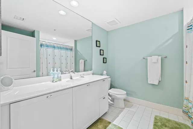 The Astor Unit 207 photo 21