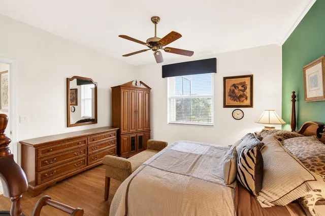  Residence photo 17