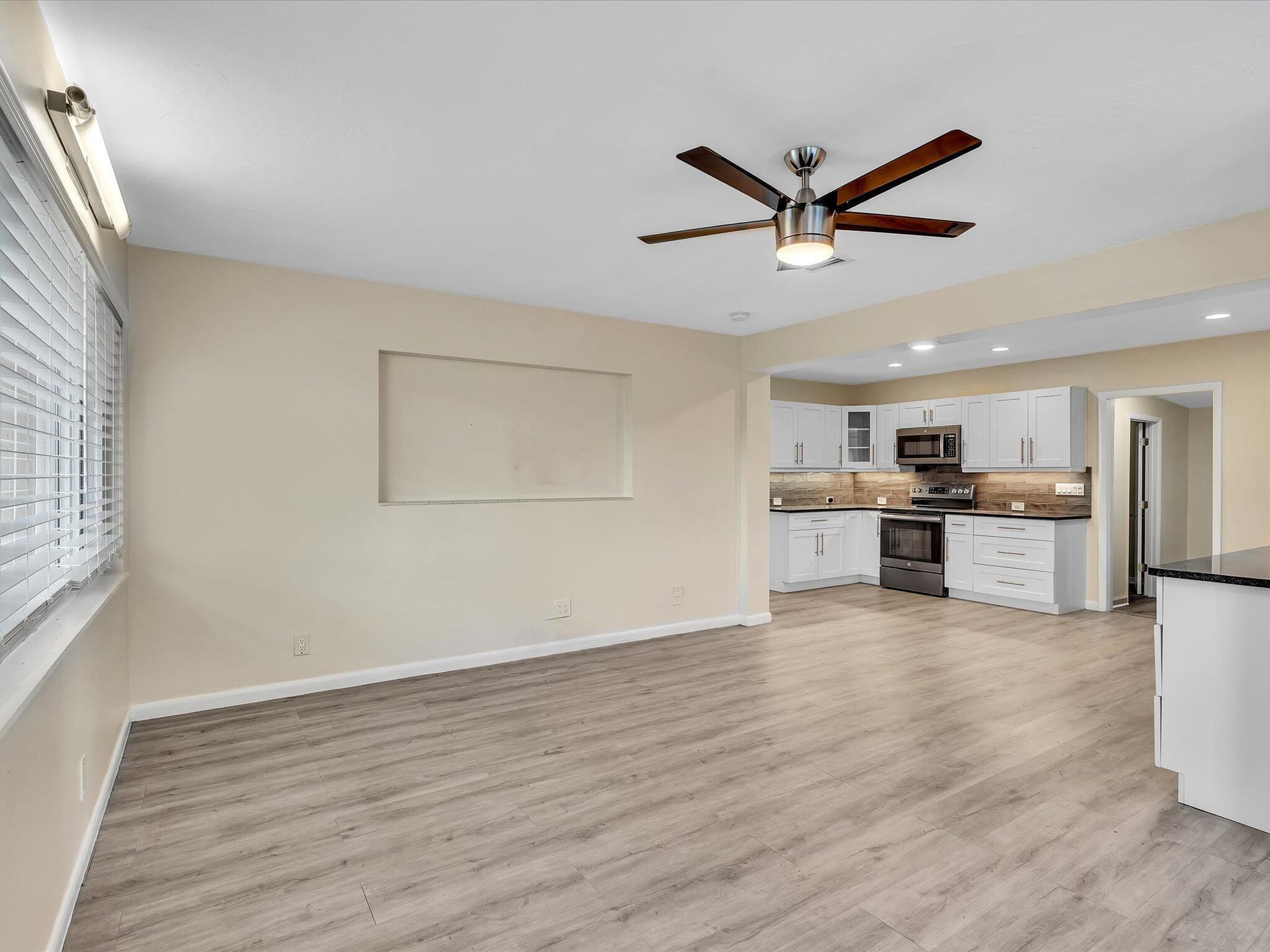  Residence photo 13