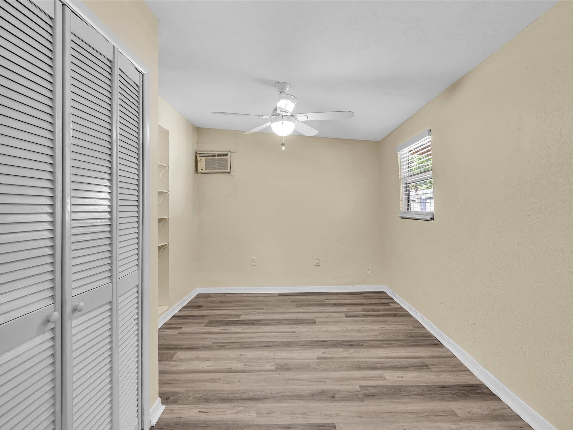  Residence photo 24