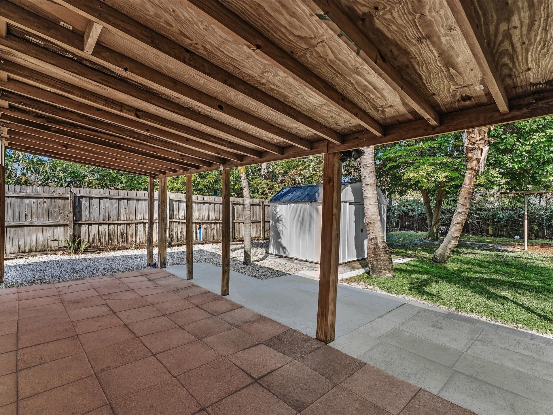  Residence photo 42