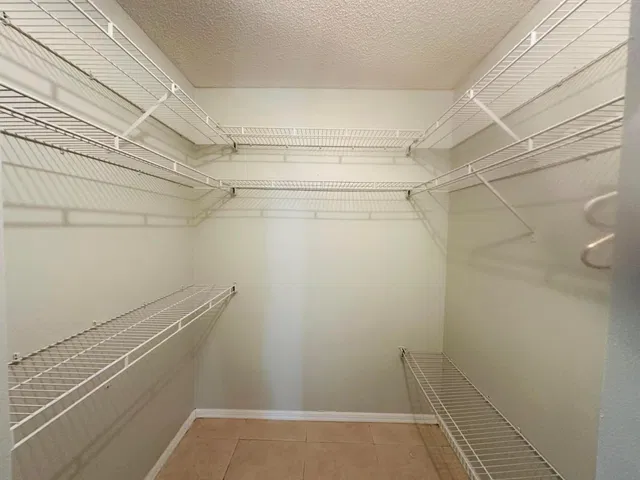 Residence photo 10
