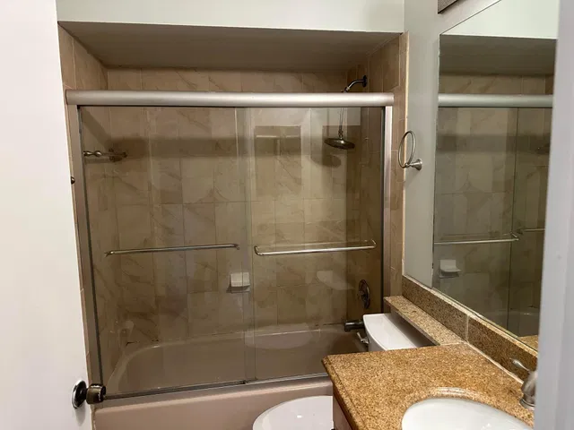 Residence photo 12