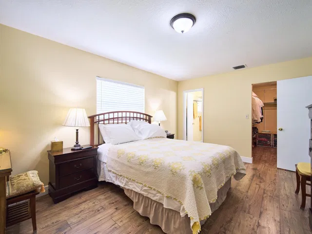 Residence photo 11