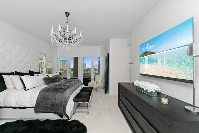 300 SE Fifth Boca Unit 6050 photo 15