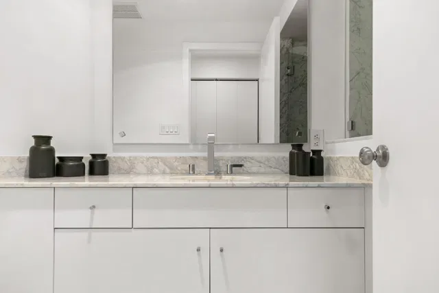 300 SE Fifth Boca Unit 6050 photo 18