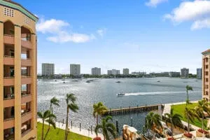 300 SE Fifth Boca Unit 6050 photo 33