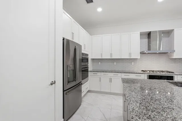 Boca Bridges Residence photo 13