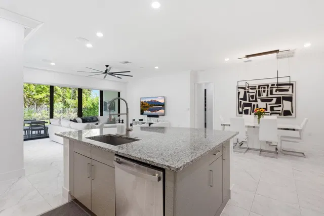 Boca Bridges Residence photo 14