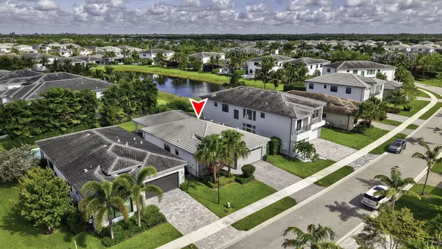 Boca Bridges Residence photo 40