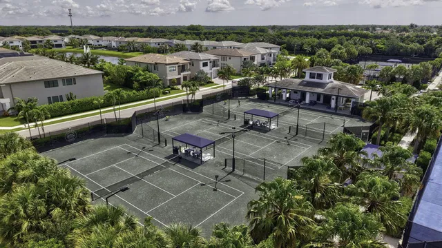 Boca Bridges Residence photo 45
