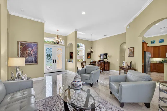 Residence photo 11