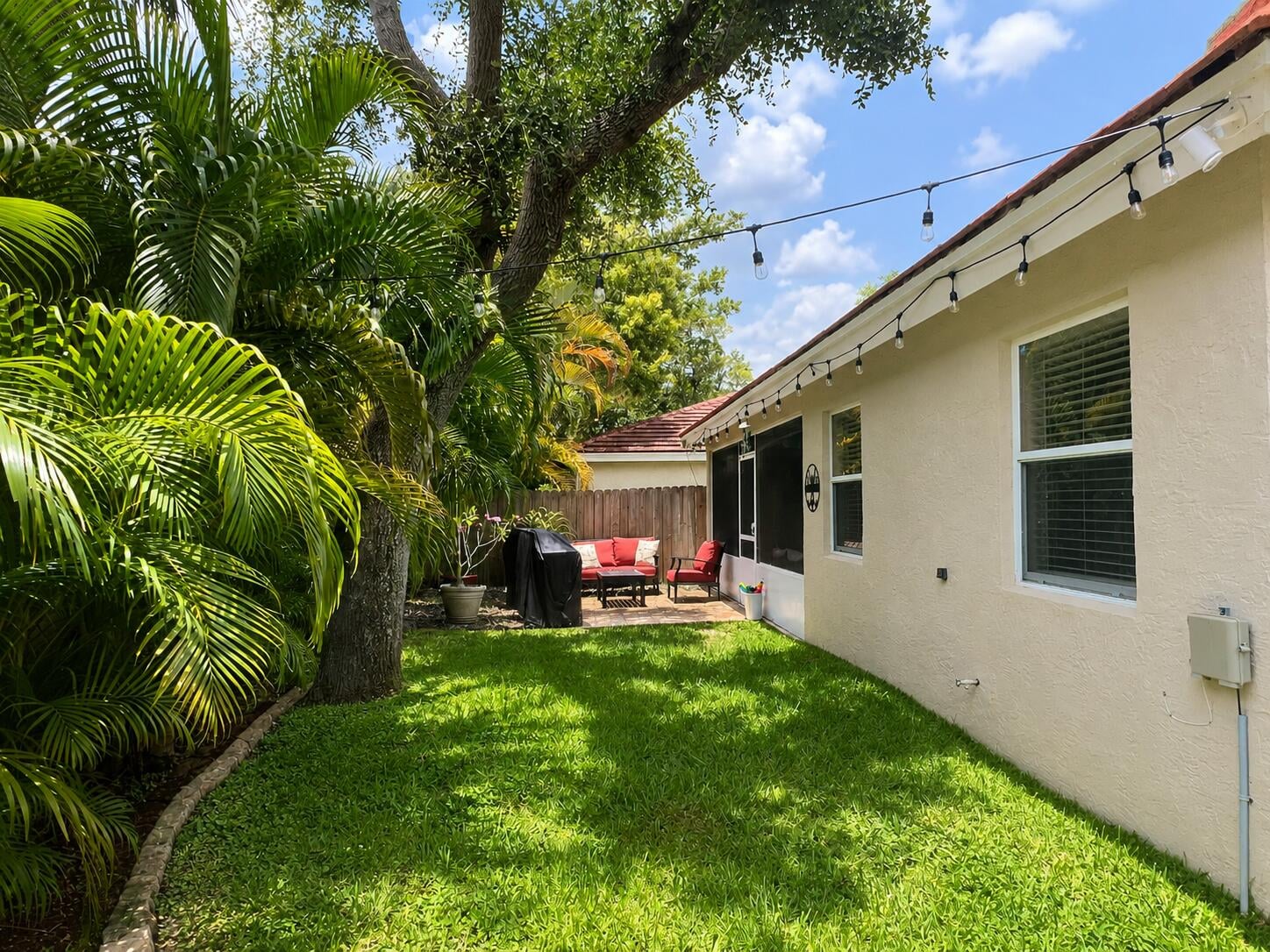 Residence photo 2