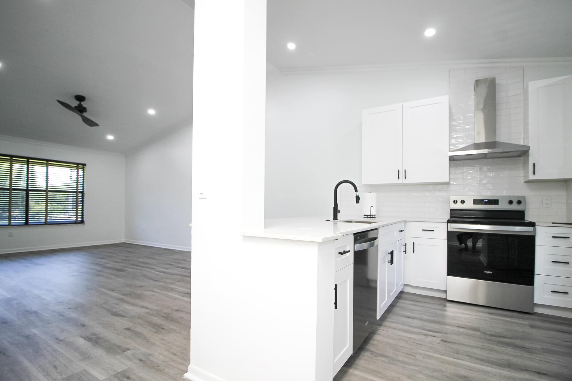 Unit 20 photo 2