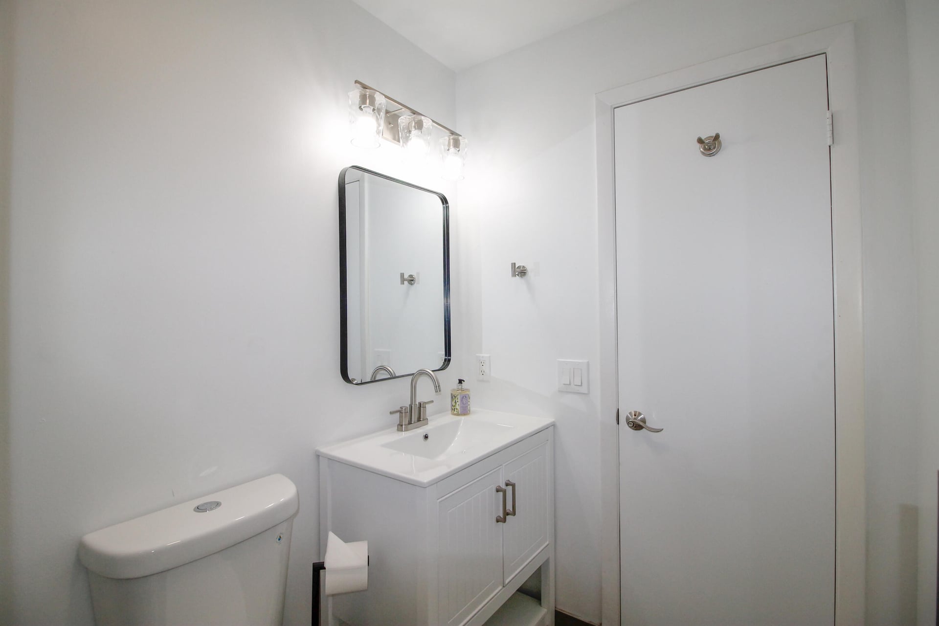 Unit 20 photo 12