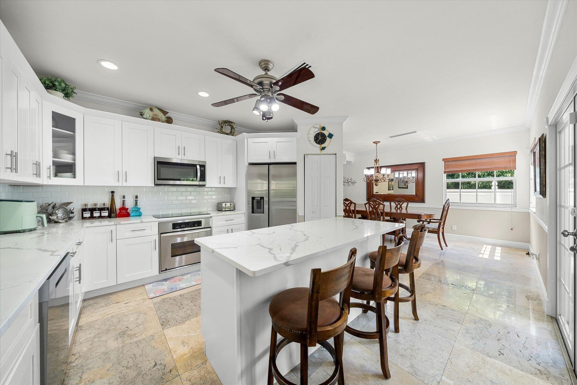  Residence photo 12