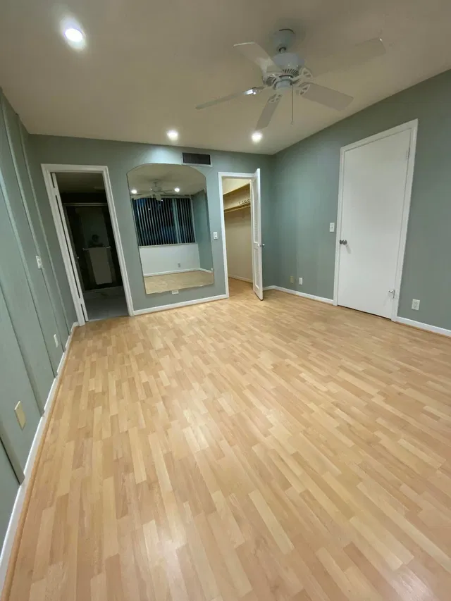 Unit 103 photo 12