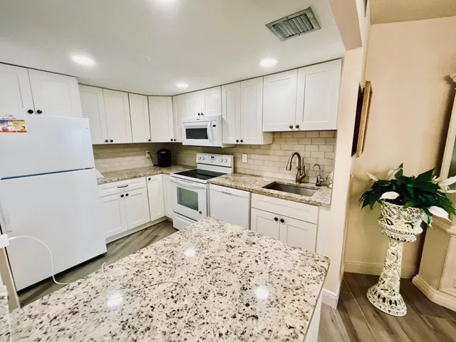 Singer Island Unit A-16d photo 17