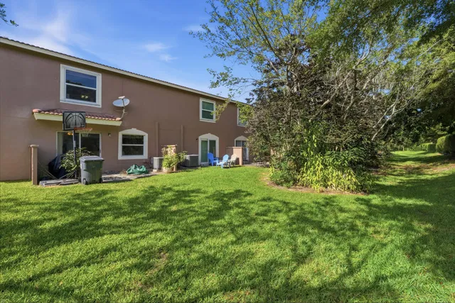 Residence photo 23