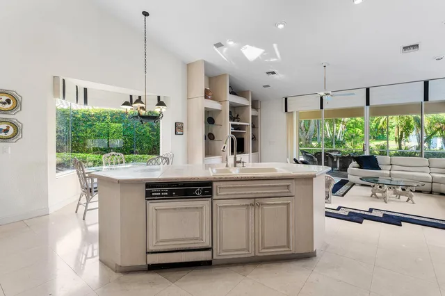 Bocaire Country Club Residence photo 9