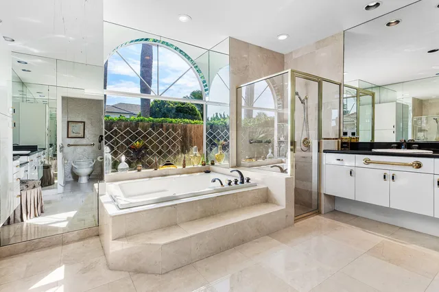 Bocaire Country Club Residence photo 18