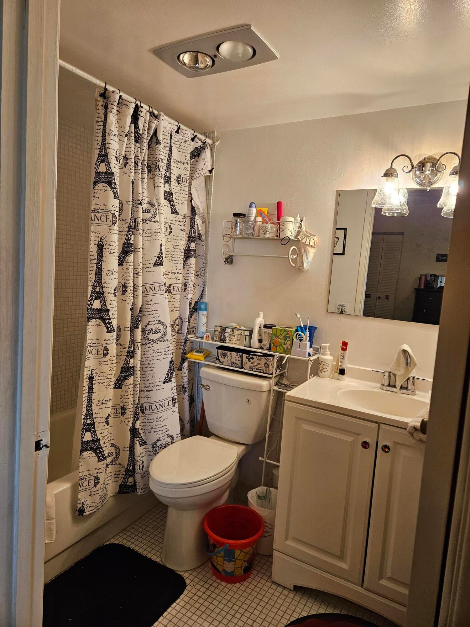 Unit 302 photo 8