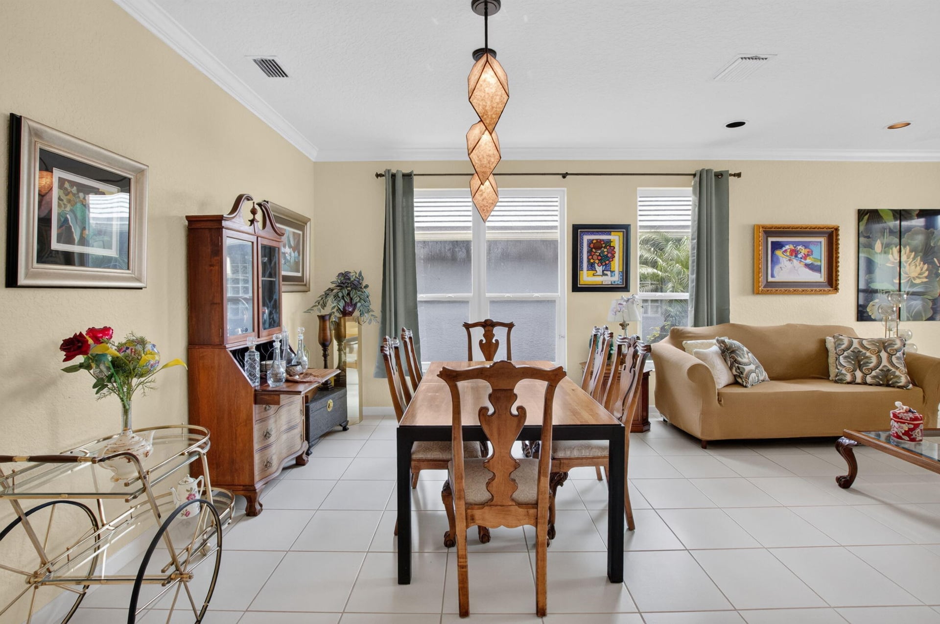 Residence photo 12