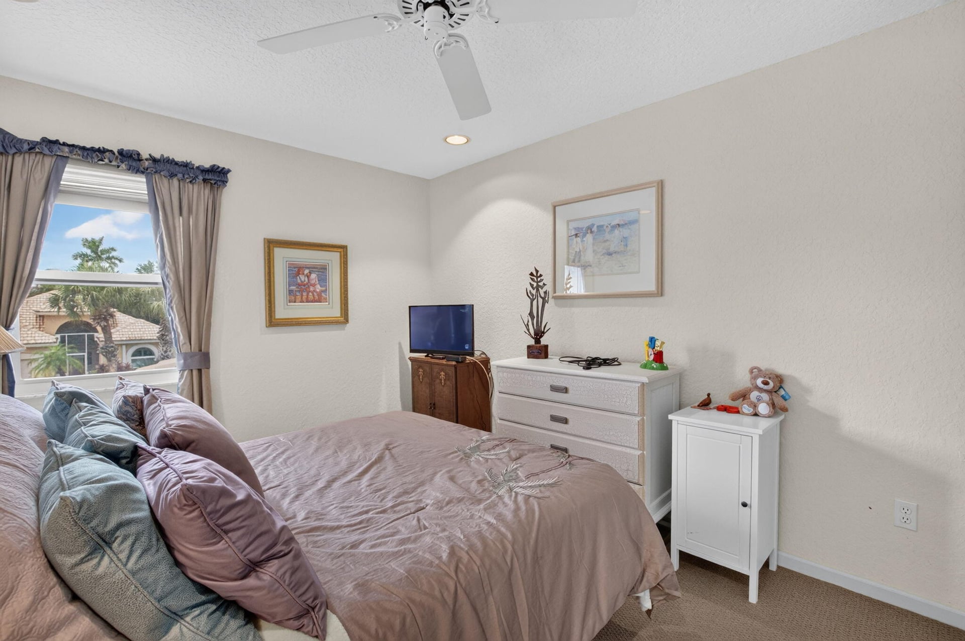 Residence photo 49