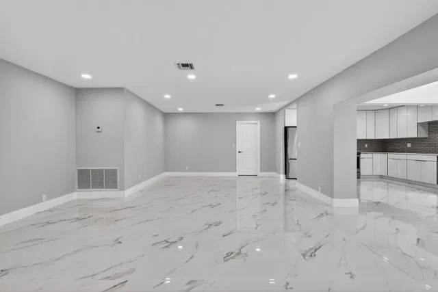 Residence photo 7