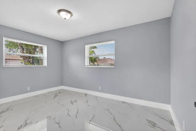 Residence photo 21