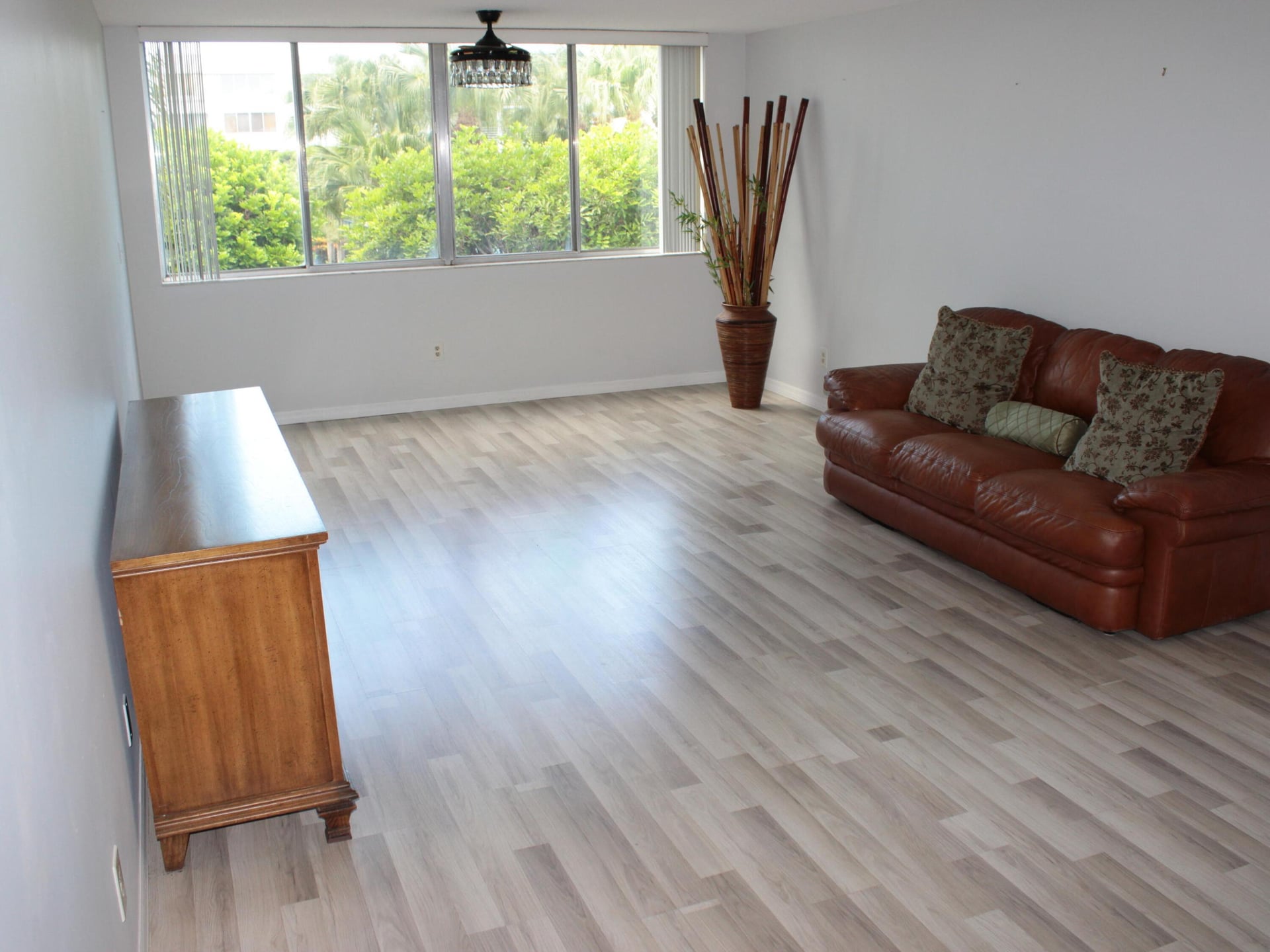 Unit 218 photo 3