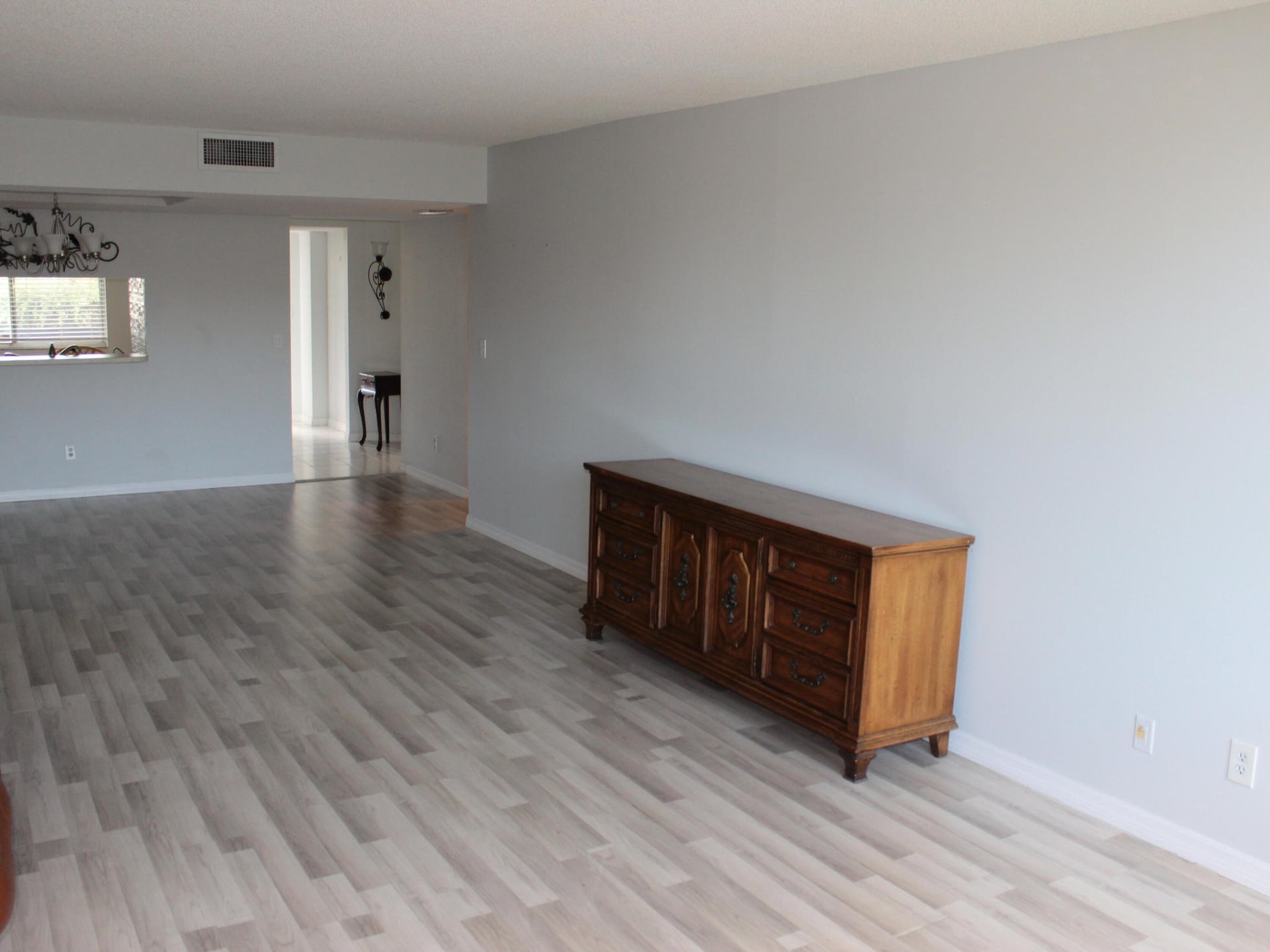 Unit 218 photo 5