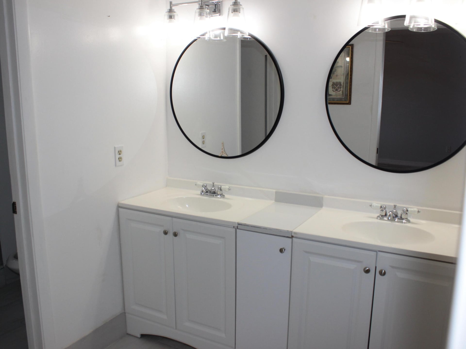 Unit 218 photo 13
