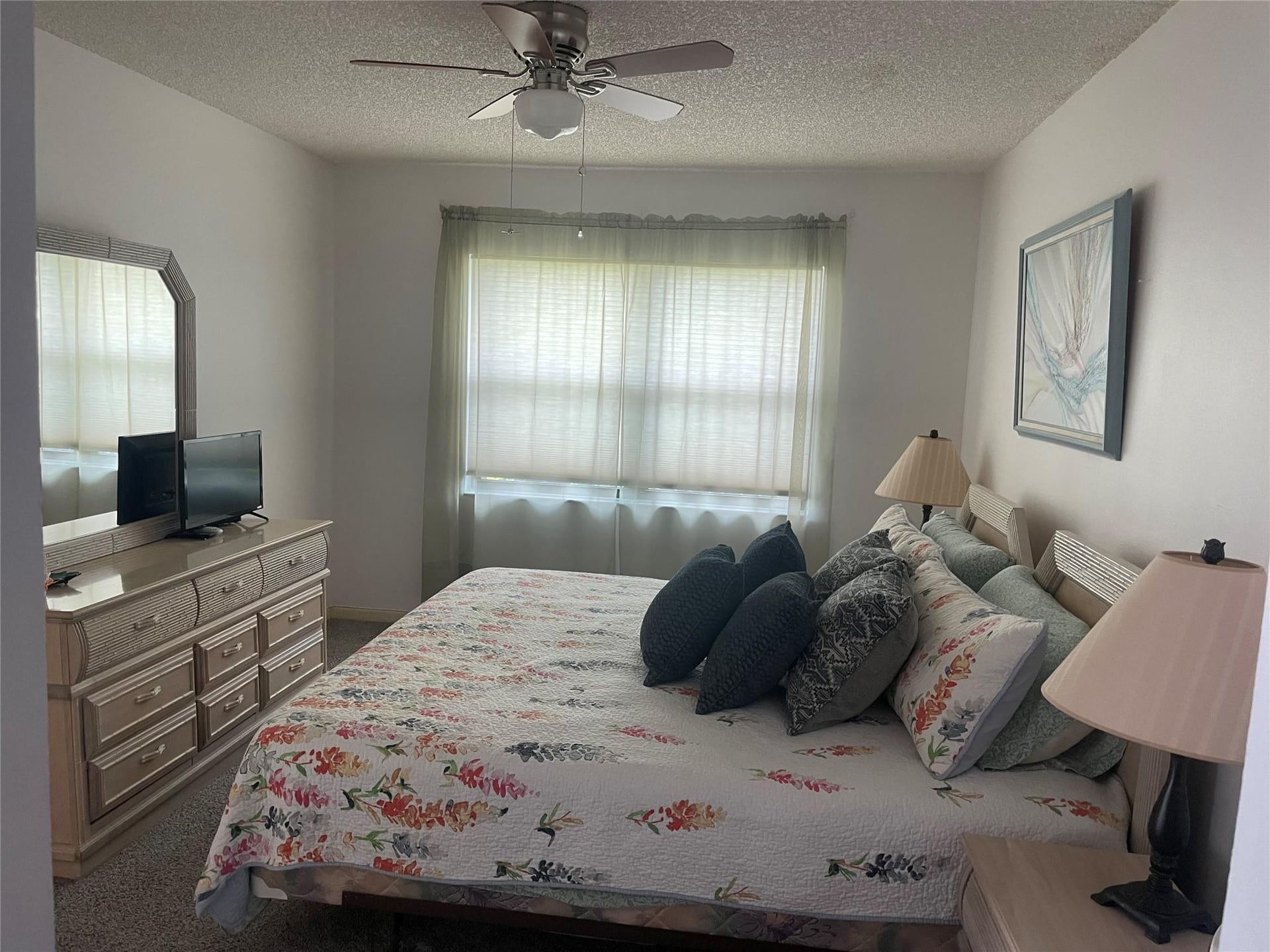 Residence photo 8