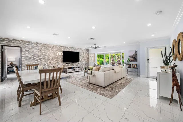 Lake Floresta Park Residence photo 8