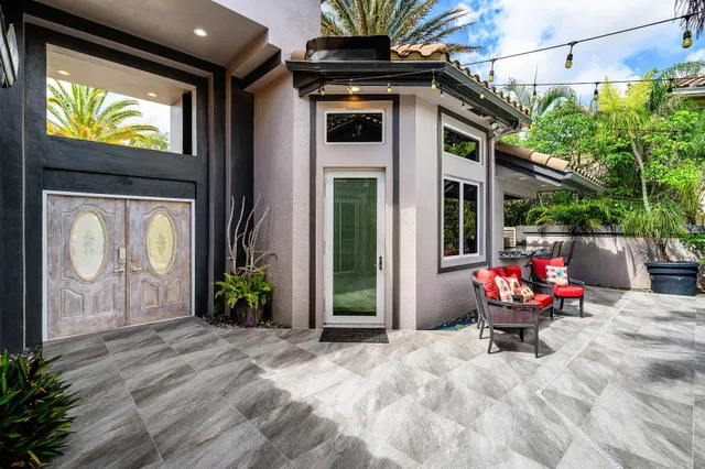 Seasons Residence photo 5
