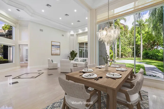 Seasons Residence photo 10