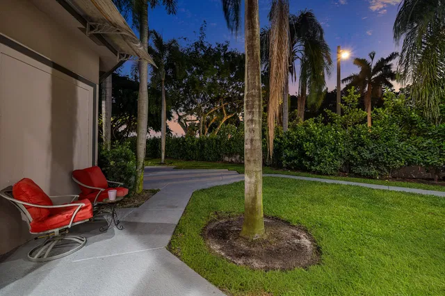 Seasons Residence photo 63