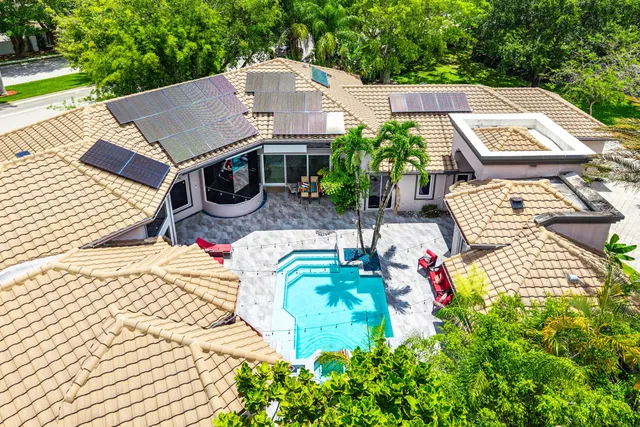 Seasons Residence photo 64