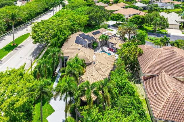 Seasons Residence photo 68