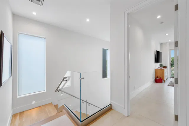 Residence photo 57