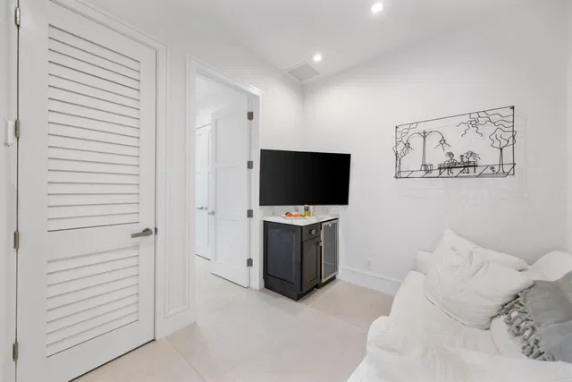 Residence photo 59