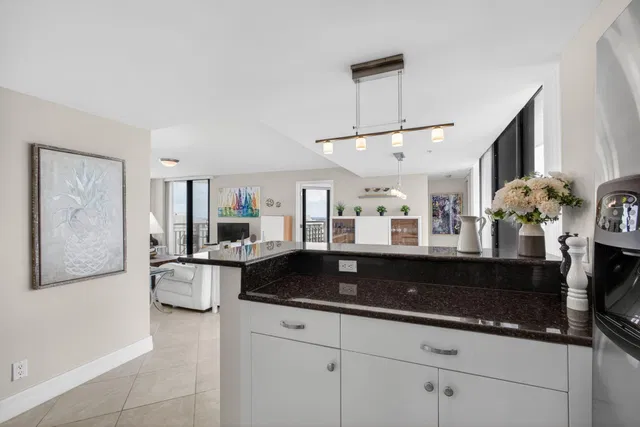 Singer Island Unit 37 H photo 10